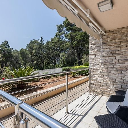 Madrugada Apartments Stari Grad  Zewnętrze zdjęcie