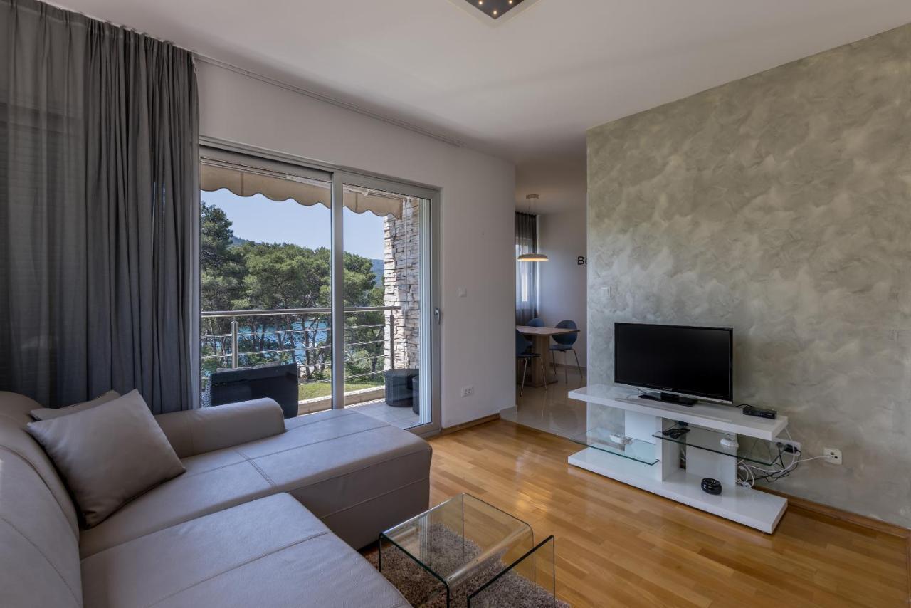 Madrugada Apartments Stari Grad  Zewnętrze zdjęcie
