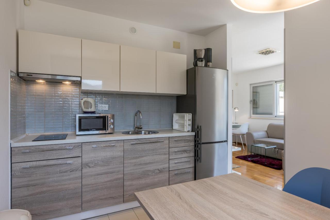 Madrugada Apartments Stari Grad  Zewnętrze zdjęcie