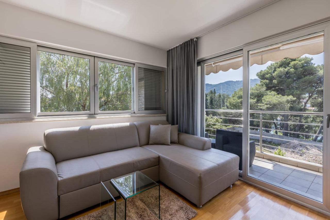 Madrugada Apartments Stari Grad  Zewnętrze zdjęcie