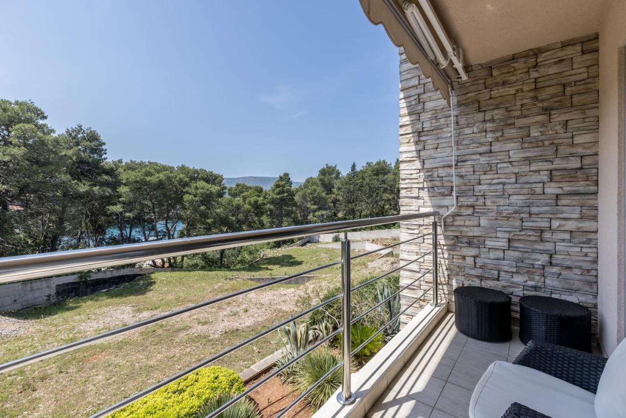 Madrugada Apartments Stari Grad  Zewnętrze zdjęcie