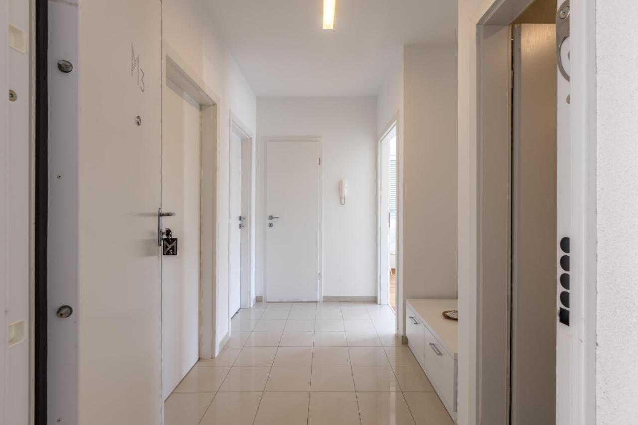 Madrugada Apartments Stari Grad  Zewnętrze zdjęcie