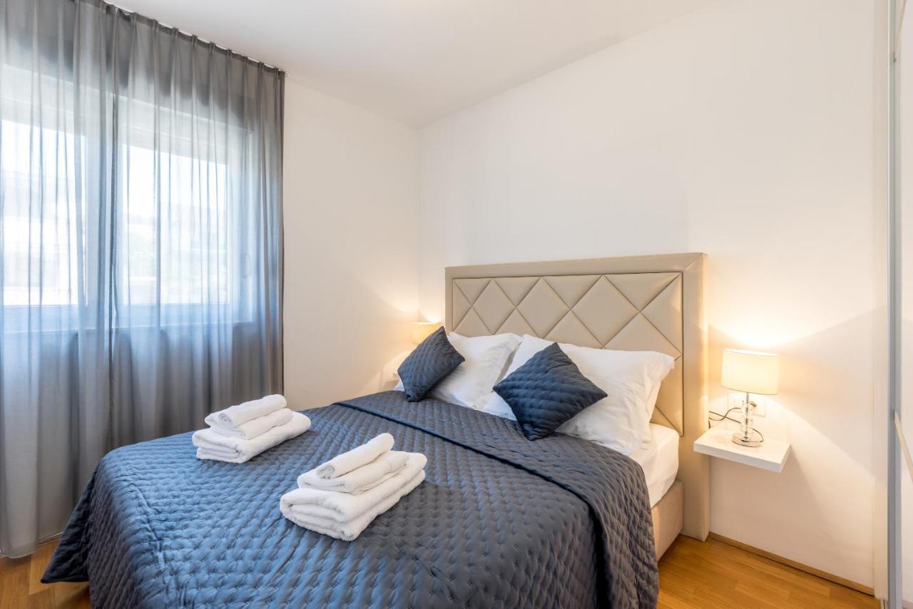 Madrugada Apartments Stari Grad  Zewnętrze zdjęcie