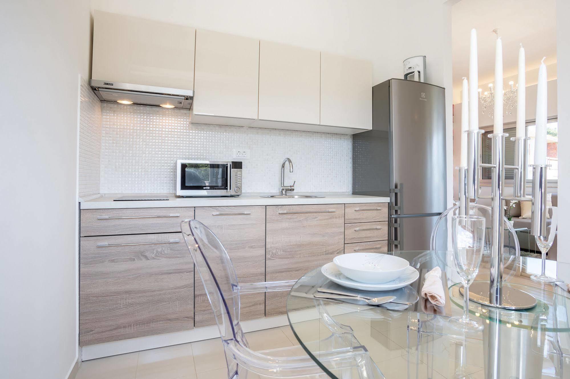 Madrugada Apartments Stari Grad  Zewnętrze zdjęcie