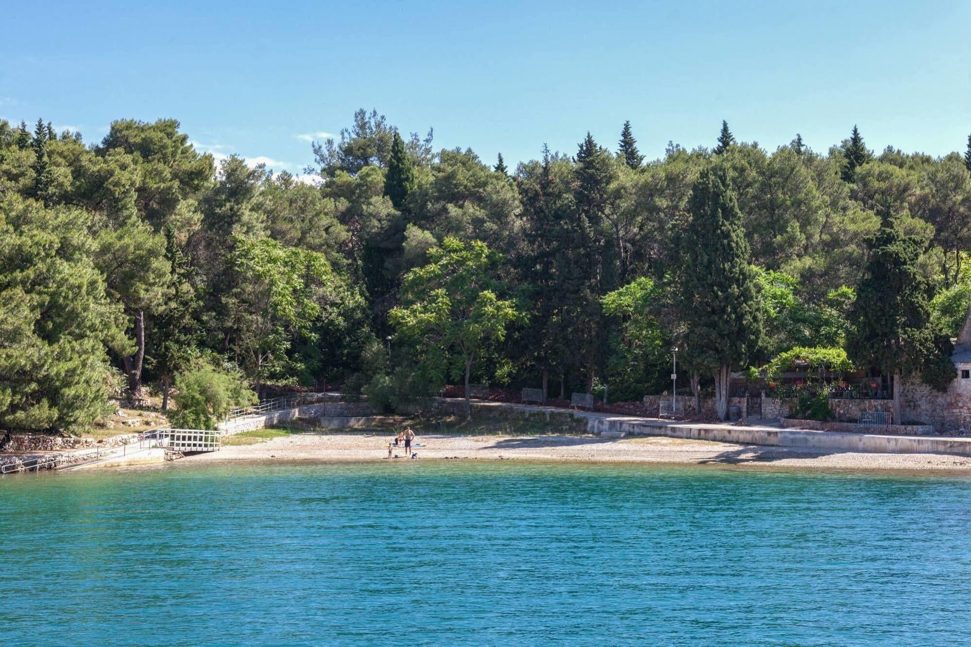 Madrugada Apartments Stari Grad  Zewnętrze zdjęcie